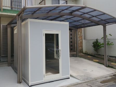 現地組立式パネルハウス（K-space）