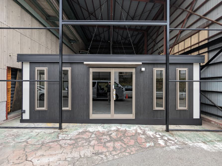 現地組立式パネルハウス（K-space）