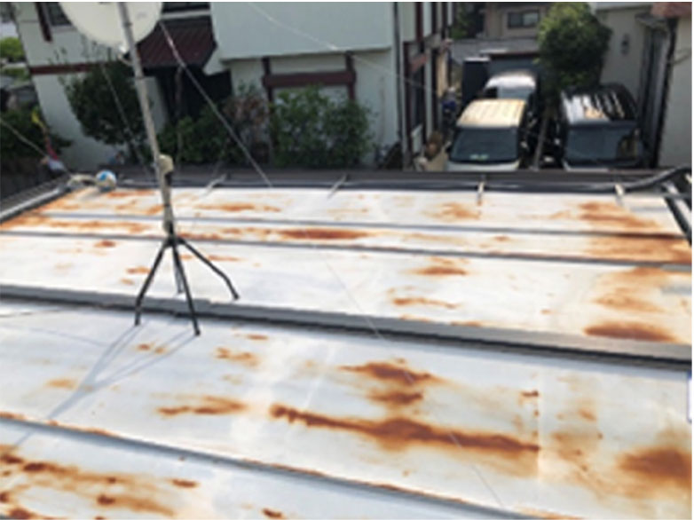 例：屋根のサビ