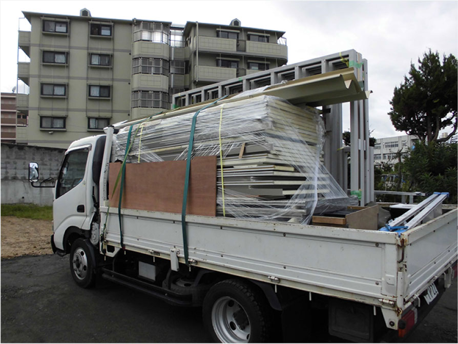 現地組立式パネルハウス